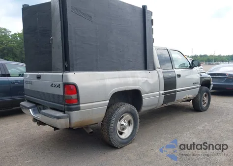2000 Dodge Ram 1500 St from USA, damaged, VIN 3B7HF13Y0YG108022